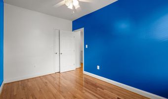 925 DECATUR St NW, Washington, DC 20011