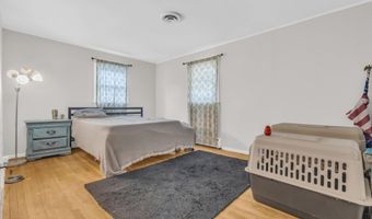 916 Beachwood Blvd, Beachwood, NJ 08722
