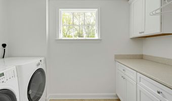 58 Knollwood Ln, Darien, CT 06820
