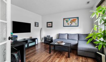 6809 Meadow Ln, Middleburg Heights, OH 44130