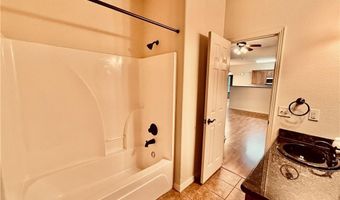 9 Pennine Ln, Bella Vista, AR 72714