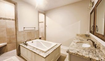 7919 Village Green Dr, Biloxi, MS 39532