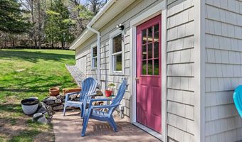 25 Elliot Rd, Center Harbor, NH 03226