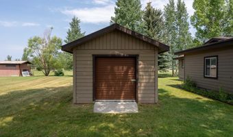 144 BLUE LAKE Cir, Alpine, WY 83128