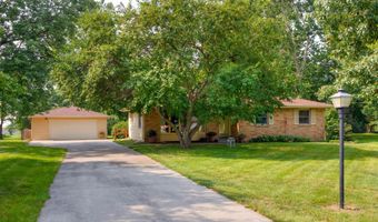 204 E Madison Dr, Polk City, IA 50226