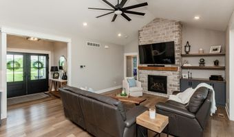 652 Xanadu Pl, Ames, IA 50014