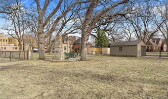 907 1st Dr NW, Austin, MN 55912
