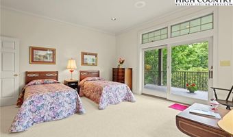 1158 Equestrian Dr, Banner Elk, NC 28604