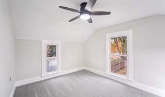 212 Nile Kinnick Dr N, Adel, IA 50003