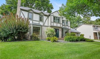 1724 Chatham Ave, Arden Hills, MN 55112