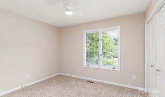 2 New Cross South S, Asheville, NC 28805