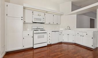 5330 Walton Heath Ave, Las Vegas, NV 89142