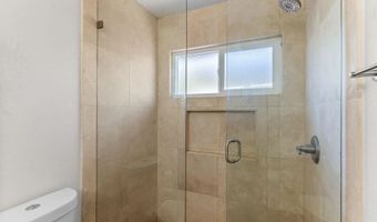 925 Moody Dr, Escondido, CA 92027