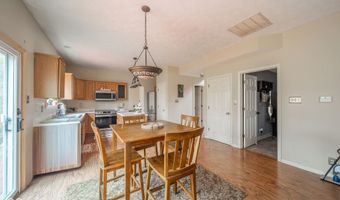 6491 Woodhaven Ct, Avon, IN 46123