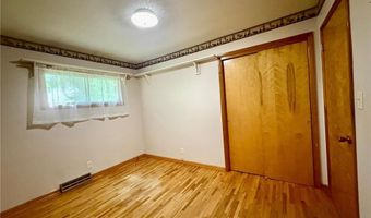 1811 Timber Ln NE, Alexandria, MN 56308