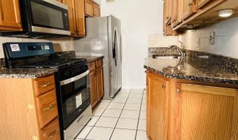 1511 N Windsor Dr 206, Arlington Heights, IL 60004