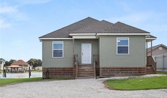 4961 JOHN St, Barataria, LA 70036