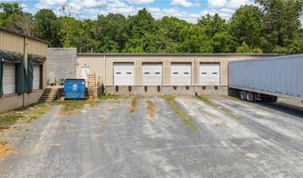 1228 Green Farm Rd, Asheboro, NC 27205