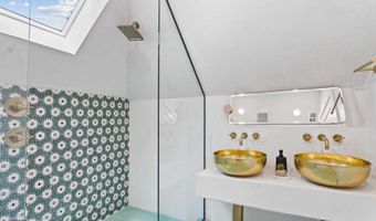 724 Charles Allen Dr NE 4, Atlanta, GA 30308