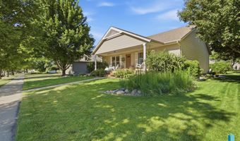 501 N Pasque Flower Trl, Brandon, SD 57005