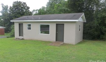 501 Roosevelt St, Badin, NC 28009