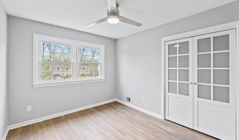 8404 CHERRY VALLEY Ln, Alexandria, VA 22309