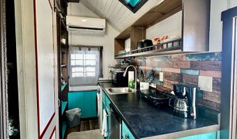 1080 Ford Rd, Baxter, TN 38544