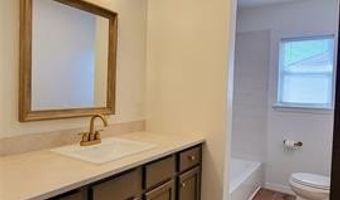 1811 S Broadway Blvd, Ada, OK 74820