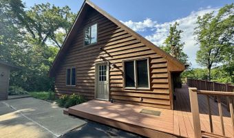 7409 Timberline Trl, Arena, WI 53503