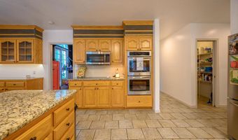 25 Aberdeen Dr, Batesville, AR 72501