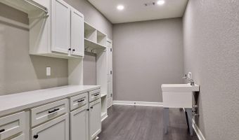 12915 Styles Rd, Bauxite, AR 72011
