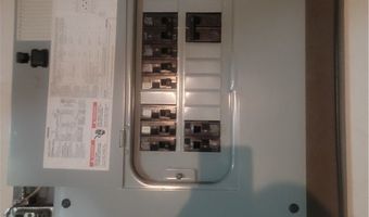 984 Roseland Rd, Alliance, OH 44601