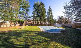 88 Fitch St, North Haven, CT 06473