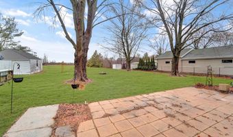 4676 COUNTY Rd E, Oshkosh, WI 54904