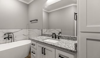 100 Michelle Dr, Beebe, AR 72012