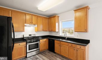 21753 LADYSLIPPER Sq, Ashburn, VA 20147