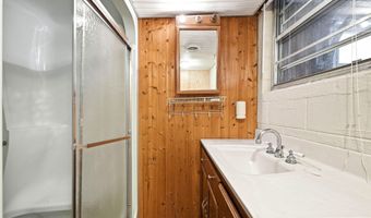 2515 Lakeshore Rd, Bean Station, TN 37708