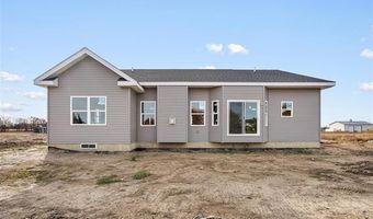 8555 Emerald Ln, Almont, MI 48003