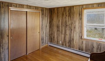 28 City View Pkwy, Johnston, RI 02919
