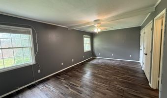 208 Shady Oak Dr, Aberdeen, MS 39730
