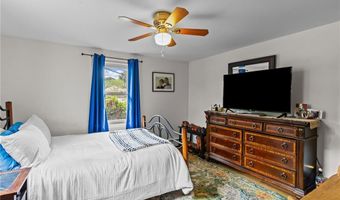 174 Lawnacre Dr, Cranston, RI 02920