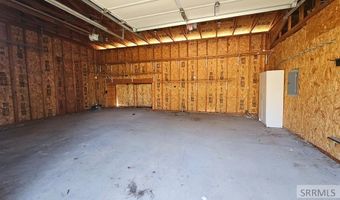 53 Runnin Bear Rd, Carmen, ID 83462