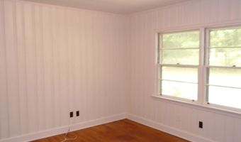 122 Houston, Barnesville, GA 30204