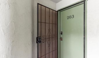2050 KANOE St 203, Kihei, HI 96753