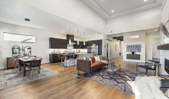 7645 W Hill Rd, Boise, ID 83714