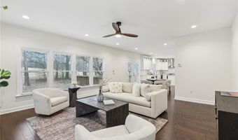 5960 Magnolia Rdg, Stone Mountain, GA 30087