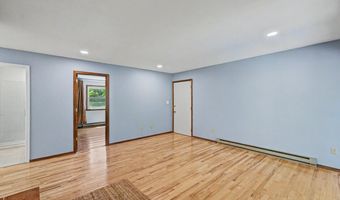 114 Claremont Dr, Albrightsville, PA 18210