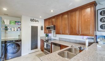 6809 Panamint Row 4, San Diego, CA 92139