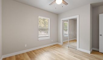 62 Live Oak St, Alvarado, TX 76009