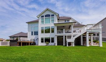 726 Stonegate Ct SW, Altoona, IA 50009